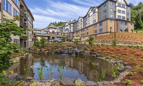 Portland, OR Senior Living | Touchmark in the West Hills