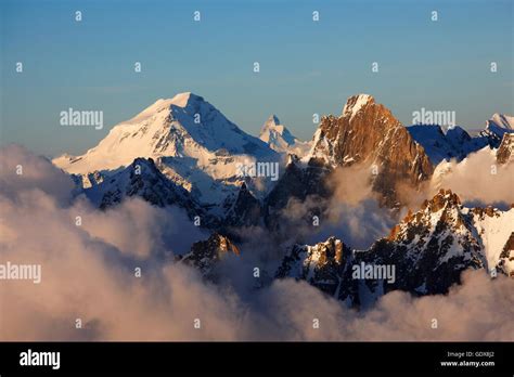 geography / travel, France, GRAND COMBIN AND CERVIN AT SUNRISE, VALAIS, SUISSE, Additional ...