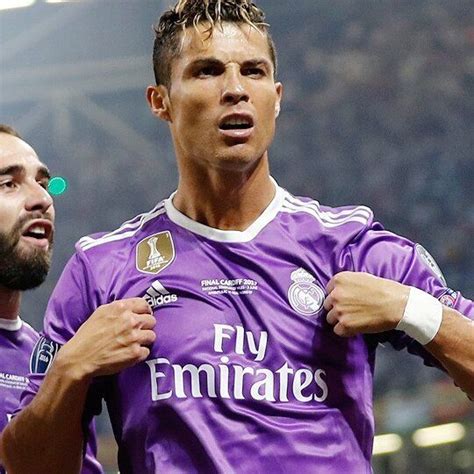 This king is UCL top scorer this season again!! (12 goals) 👑👑 Ronaldo Champions League ...