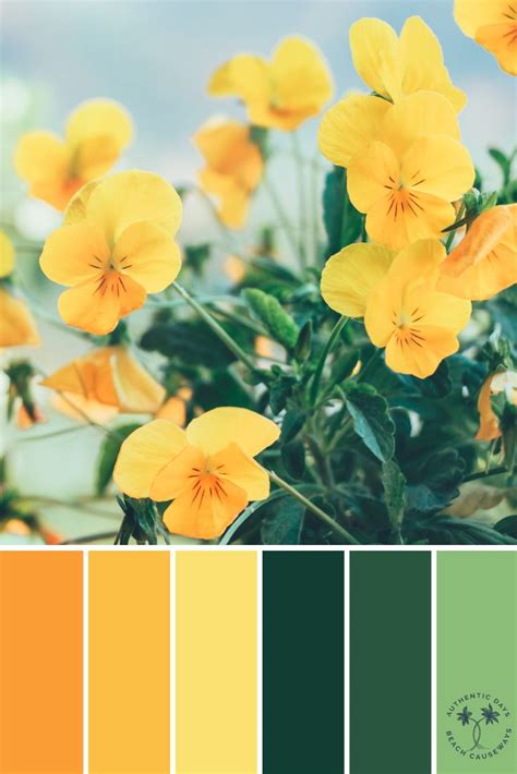 Yellow Flowers Color Palette | Color ... | 結婚式 テーマカラー, カラーパレット, 色見本