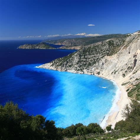 Myrtos Beach, Greece / HD iPad Wallpapers | Amazing travel destinations, Myrtos beach, Beaches ...