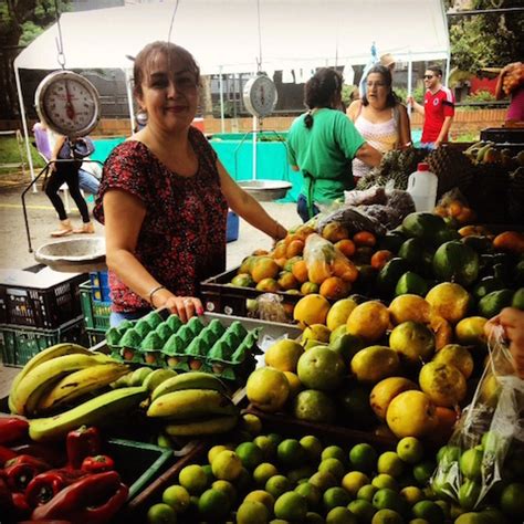 Organic Farmers Market in Cali - The Cali Adventurer