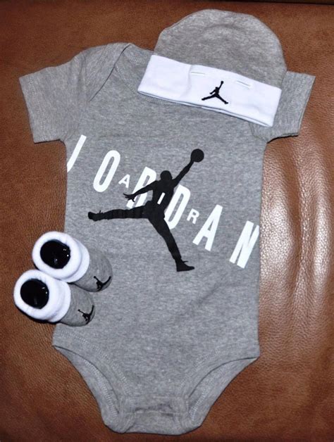 new #nike air jordan 3 piece infant #boy's set gray/white size 0 - 6 mo ...