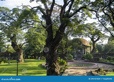 View of Paco Park in Manila, Philippines Editorial Image - Image of ...