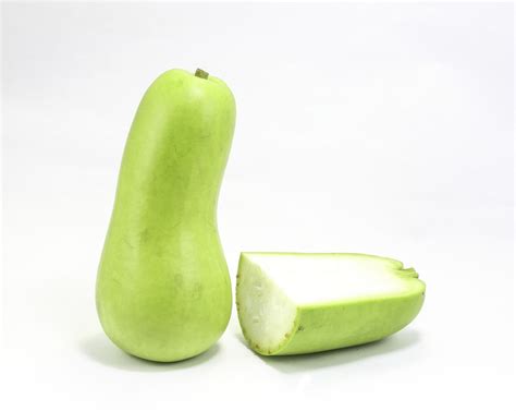 10 AMAZING HEALTH BENEFITS OF BOTTLE GOURD/ LAUKI - Iyurved