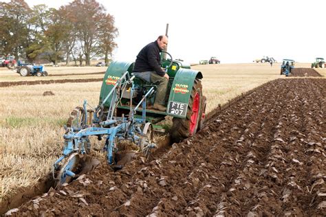 A revolution in ploughs: double furrow ploughs – Scottish agricultural ...