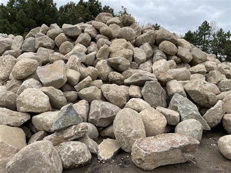 Michigan Fieldstone - Suburban Landscape Supply