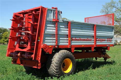 Used Schuitemaker Manure Spreader, Calypso 110 | | Farm Tender