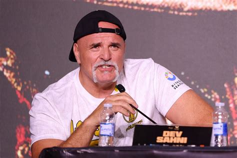 Tyson Fury's father 'tries to stay in the headlines' as Oleksandr Usyk ...