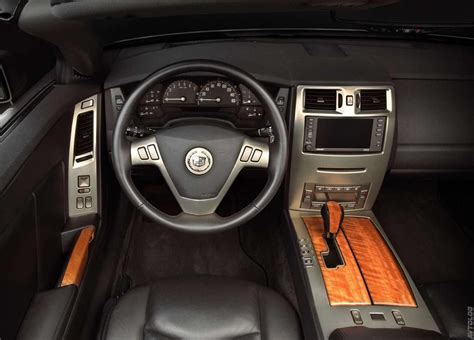 Cadillac Xlr Interior | Wall Control