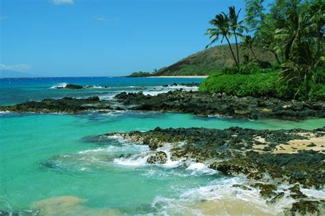 Maui, Hawaii, The Favorite Island For Hollywood Celebrities - Traveldigg.com