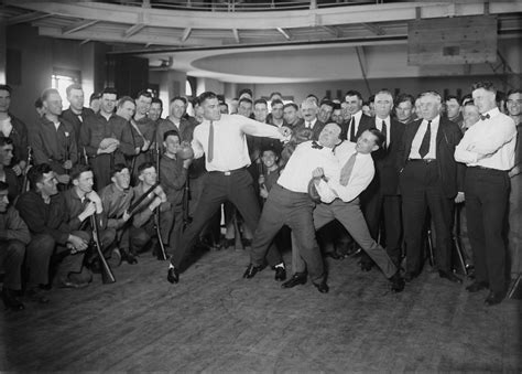 File:Jack Dempsey, Harry Houdini and Benny Leonard2.jpg - Wikimedia Commons