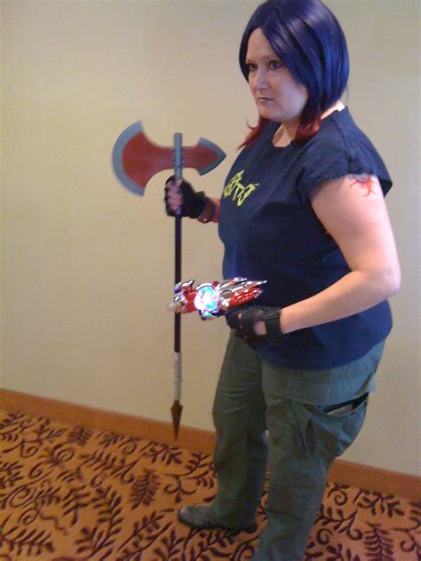 An ancient slayer scythe & a blaster from the future. Don't get in Fray's way. | Cosplay, Casual ...