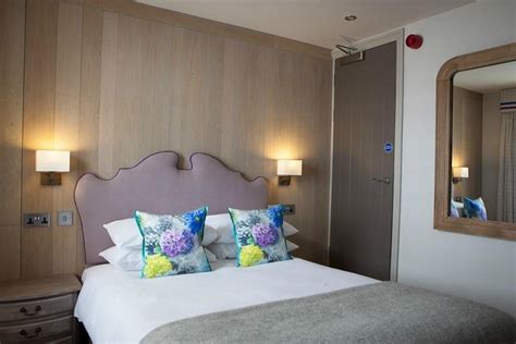 Queens Head, Hawkshead Rooms: Pictures & Reviews - Tripadvisor