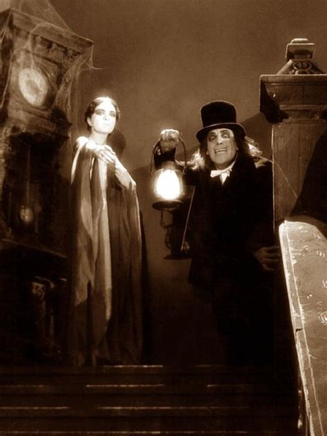 Lon Chaney in "London After Midnight" (1927) | Classic horror movies ...