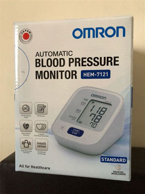 OMRON blood pressure monitor, Health & Nutrition, Health Monitors & Weighing Scales on Carousell