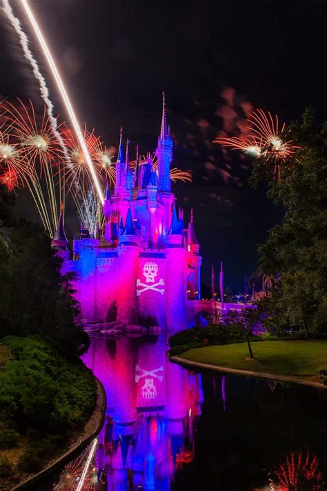 How to Photograph Fireworks at Walt Disney World