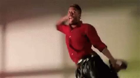 Felstaff Dance Move Felstaff GIF - Felstaff Dance Move Felstaff Party Dance Move - GIF-ləri kəşf ...