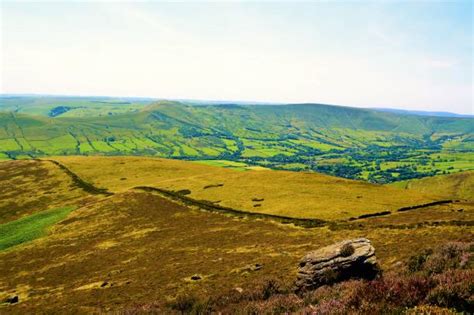 Best Edale Valley Stock Photos, Pictures & Royalty-Free Images - iStock