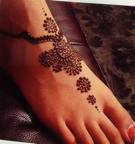 Pin on Tatto | Foot henna, Henna tattoo designs, Henna patterns