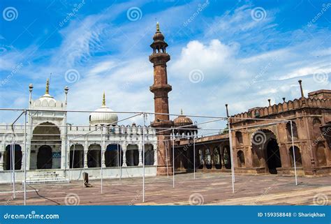 Bhopal Moti Masjid or Pearl Mosque Stock Photo - Image of masjid, azha ...