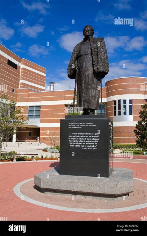 Statue of DR Mary McLeod Bethune Performing Arts Center Daytona Florida ...