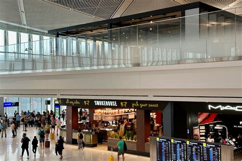 United debuts its nicest club yet in Newark’s new Terminal A - The Points Guy