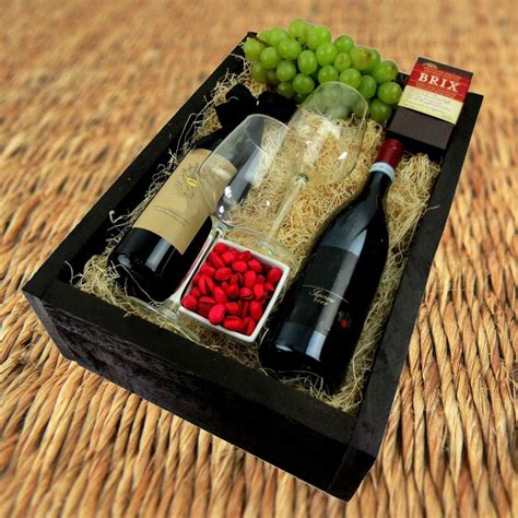 Custom Wine Gift Baskets - HAZELTON'S | USA | Custom wine gifts, Wine gift baskets, Wine gifts