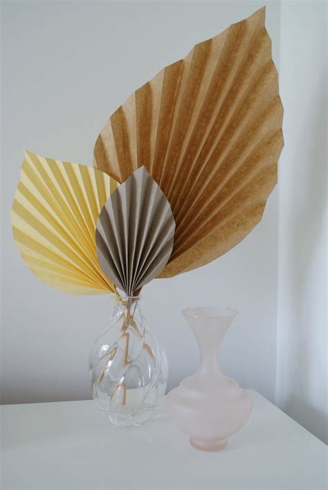 HOW TO MAKE DIY PAPER PALM LEAVES (EASY TUTORIAL) - Francine's Place Blog