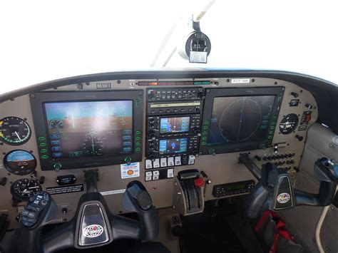 Piper Warrior PA-28-161 Glass cockpit | Piper Warrior PA-28-… | Flickr