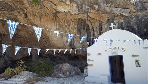 Antiparos Cave (2024 opening hours and tickets) - Antiparos island ...