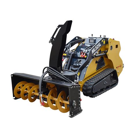 China Skid Steer Loader Mini Loader with Snow Blower and 25HP Kubota ...