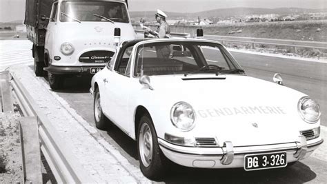 Porsche 911 on patrol - Porsche Newsroom