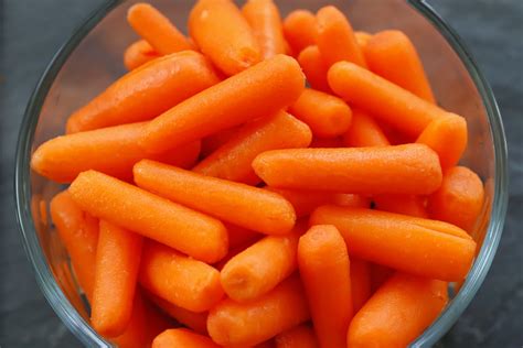 Organic Baby Carrots | Best Vegetable Snacks For Weight Loss | POPSUGAR Fitness Photo 13