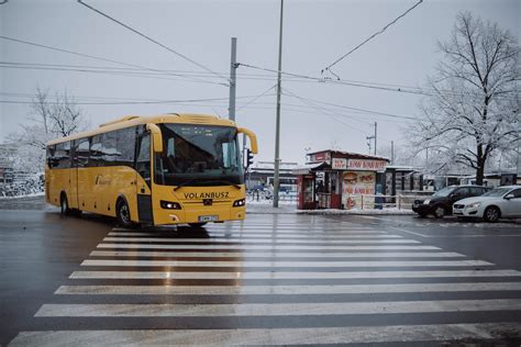 A Volánbusz helyközi járatain is a tram-train zónás bérleteivel utazhatunk Szeged és ...