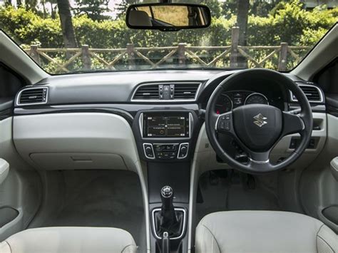 Maruti Suzuki Ciaz SHVS Hybrid: Interior Photo Gallery @ ZigWheels