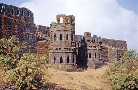 Road Trips to Explore the Forts in Maharashtra - 11 Best Forts in Maharashtra for tourist ...