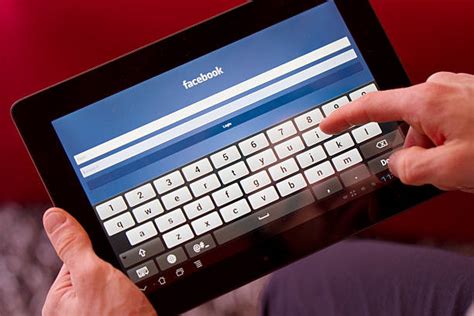 90+ Touch Screen Phones With Qwerty Keyboard Stock Photos, Pictures & Royalty-Free Images - iStock