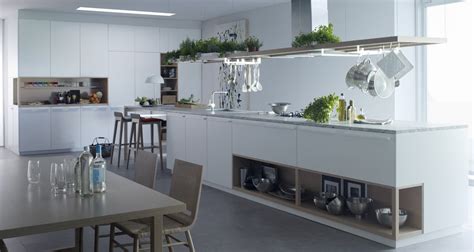 Módulos abiertos en la cocina, con un toque de naturaleza - Cocinas con estilo