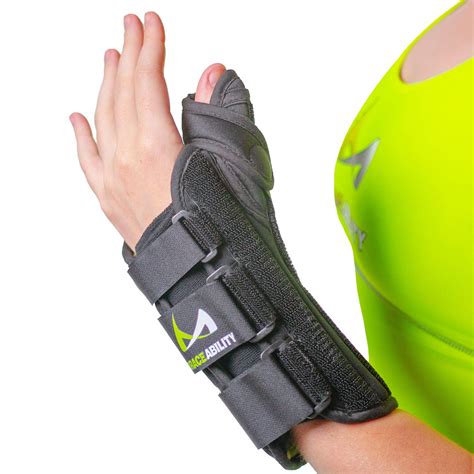 Buy BraceAbility الإبهام وأمبير. Wrist Spica Splint | De Quervain ...