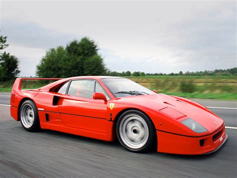 FERRARI F40 Specs & Photos - 1987, 1988, 1989, 1990, 1991, 1992 ...