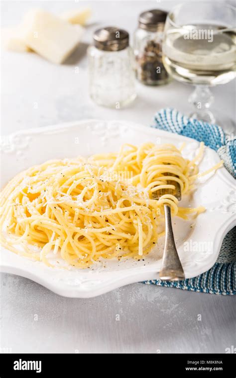 Italian pasta with pecorino cheese Stock Photo - Alamy