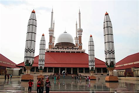 Masjid Agung Jawa Tengah ~ Spesialis Kerajinan Kubah Stainless Dan Ornamen