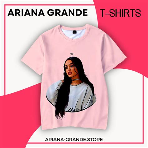 Top 85+ imagen ariana grande merch outfit - Abzlocal.mx