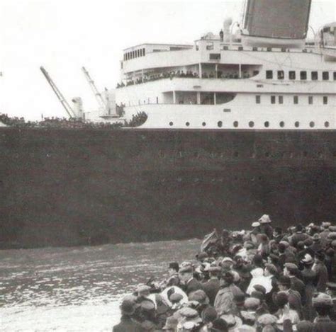 Titanic leaving Southampton | Titanic facts, Titanic, Luxury cruise ship