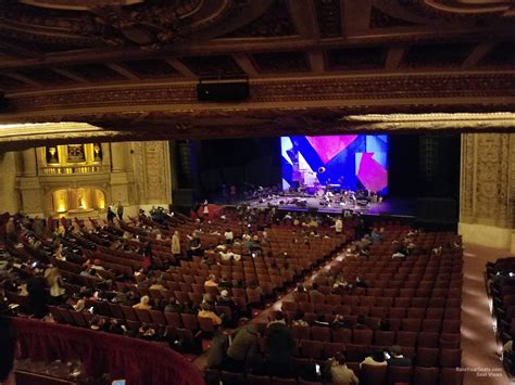 Mezzanine Booth J at Chicago Theatre - RateYourSeats.com