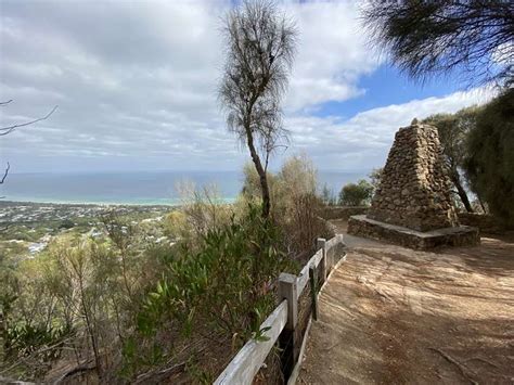 Arthurs Seat Summit Circuit Walk (Arthurs Seat) - Walking - Sport & Recreation