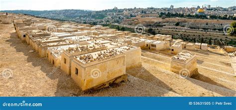 Mount of Olives Jewish Cemetery Editorial Image - Image of tradition, mount: 53631505