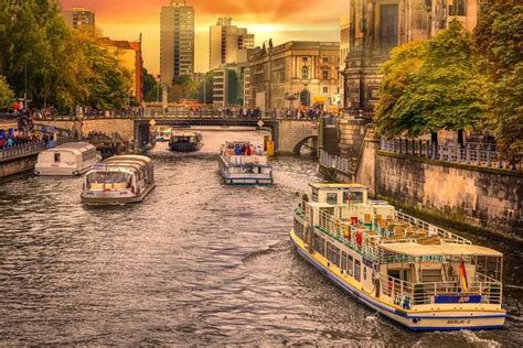 Guide to Spree River Cruise in Berlin: Attractions, Tips & Tickets ...