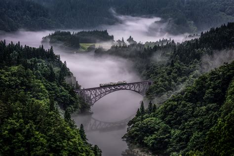 Japanese Train Image | National Geographic Your Shot Photo of the Day | Nature photographs ...